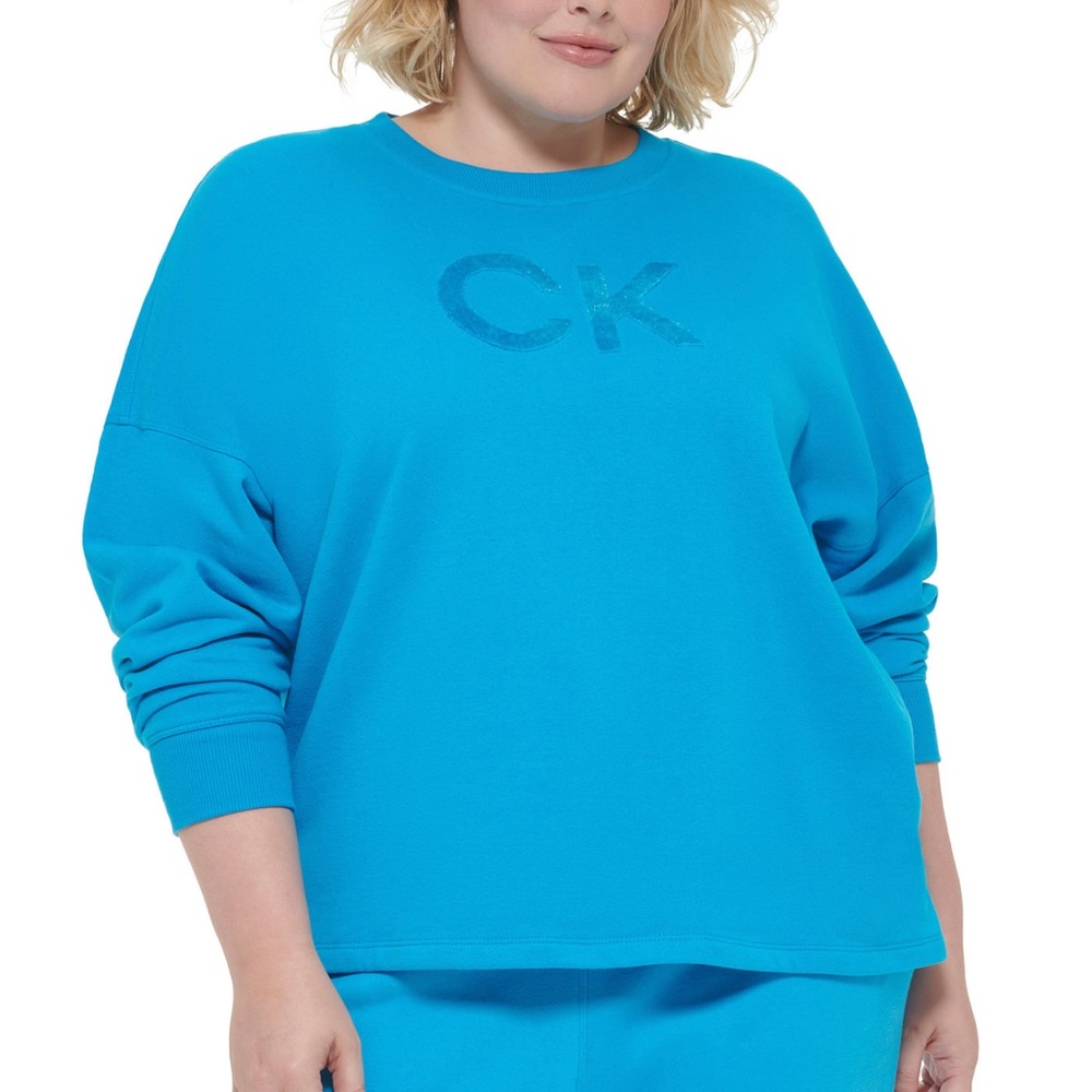 Calvin Klein
Plus Size Velvet Logo French
Terry Sweatshirt